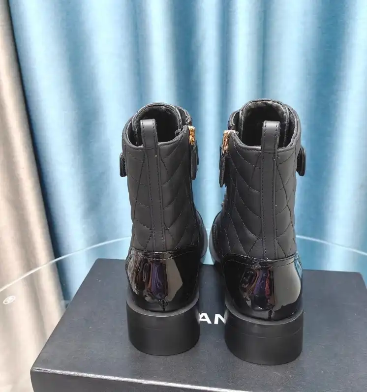 hype Chanel Boots