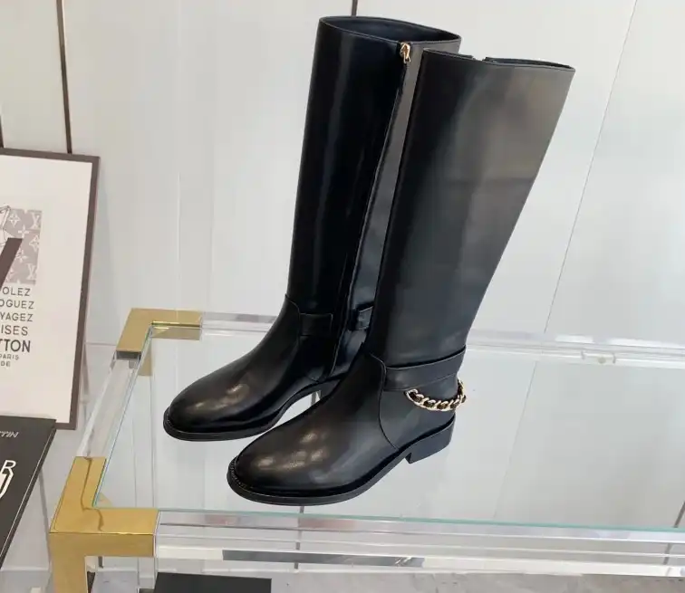 hype Chanel Boots