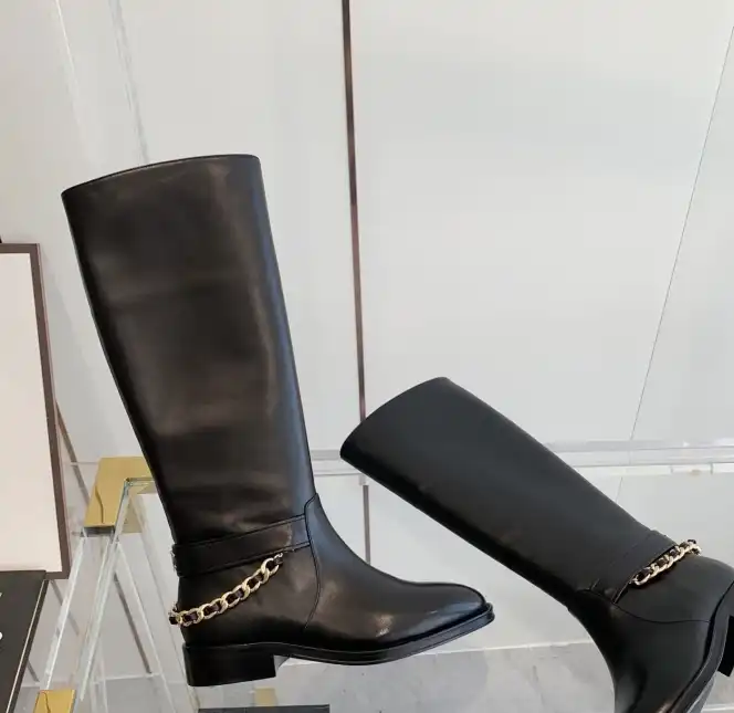 hype Chanel Boots