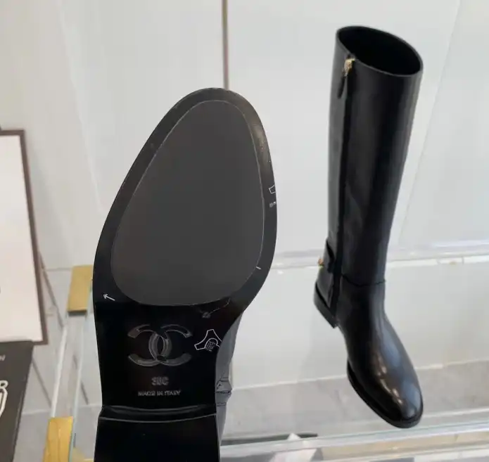 hype Chanel Boots