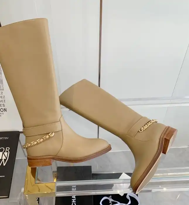 hype Chanel Boots