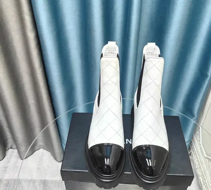 hype Chanel Boots