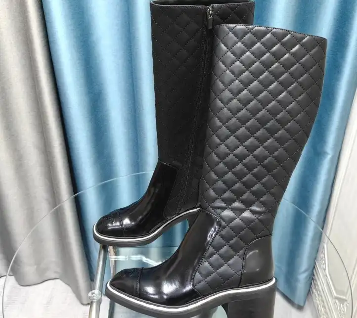 hype Chanel Boots