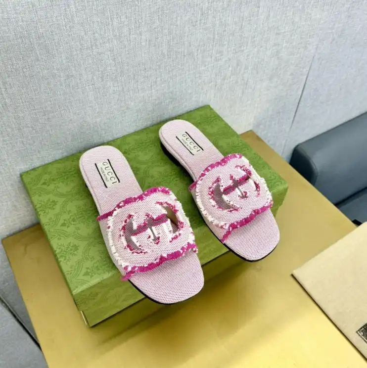 hype Gucci Slippers