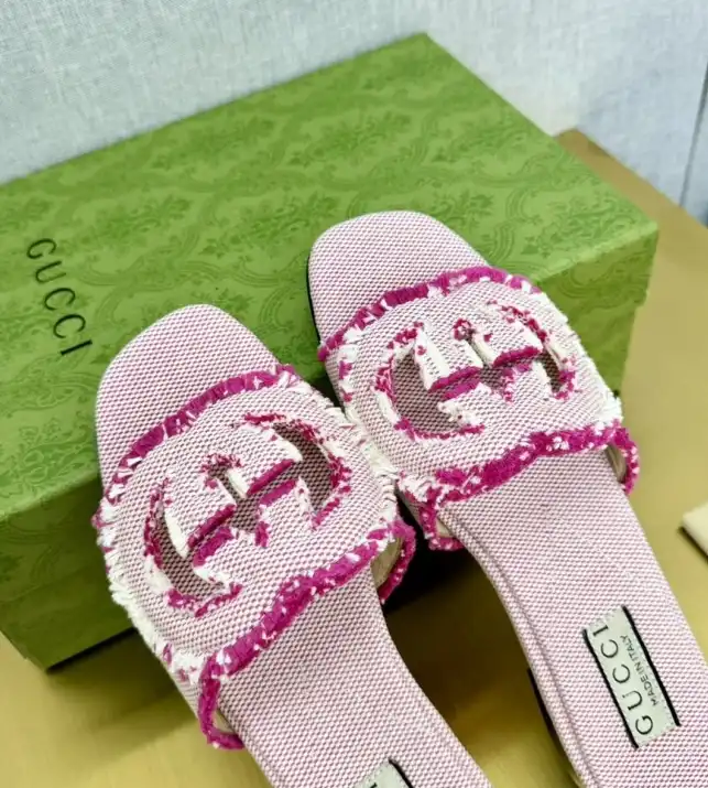 hype Gucci Slippers