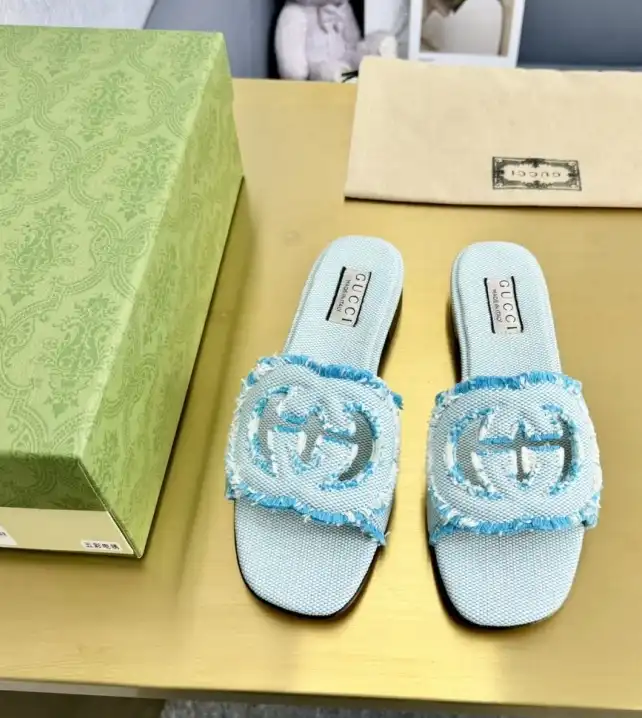 hype Gucci Slippers