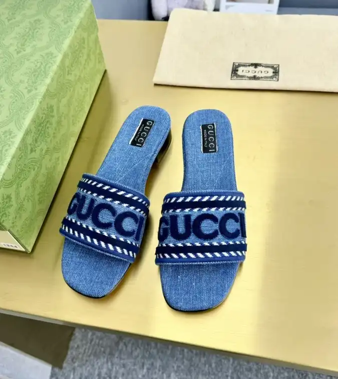 hype Gucci Slippers