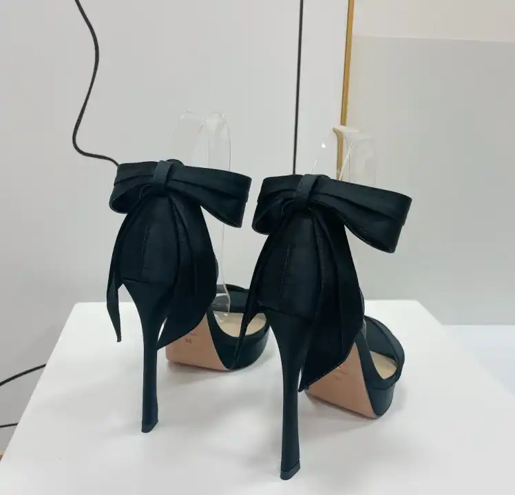 hype Christian Dior High Heels