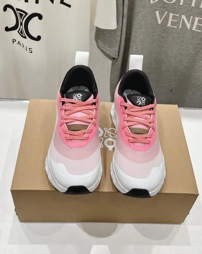 hype Loewe Sneakers