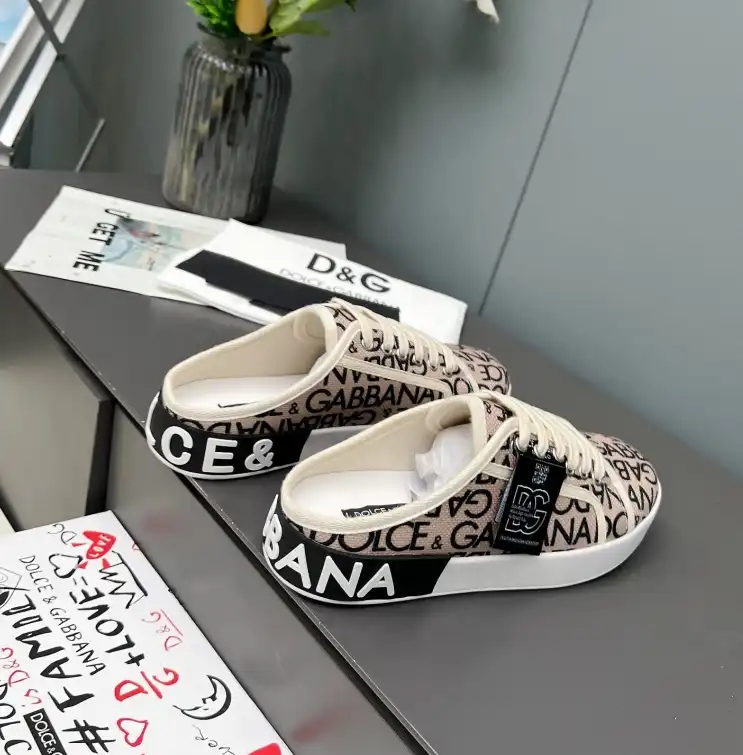 hype Dolce & Gabbana Slippers