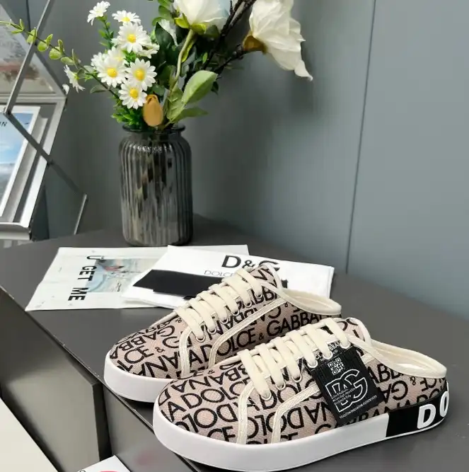 hype Dolce & Gabbana Slippers