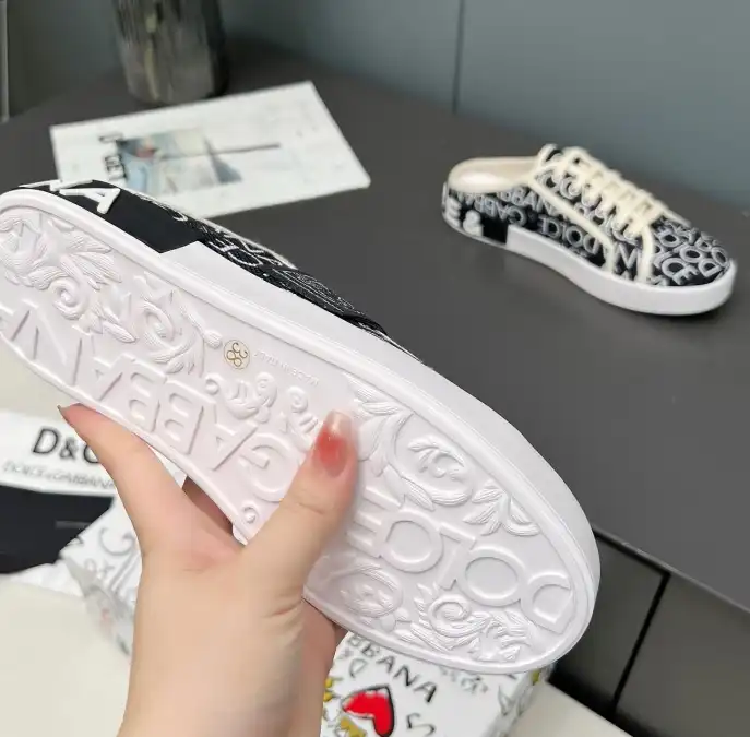 hype Dolce & Gabbana Slippers