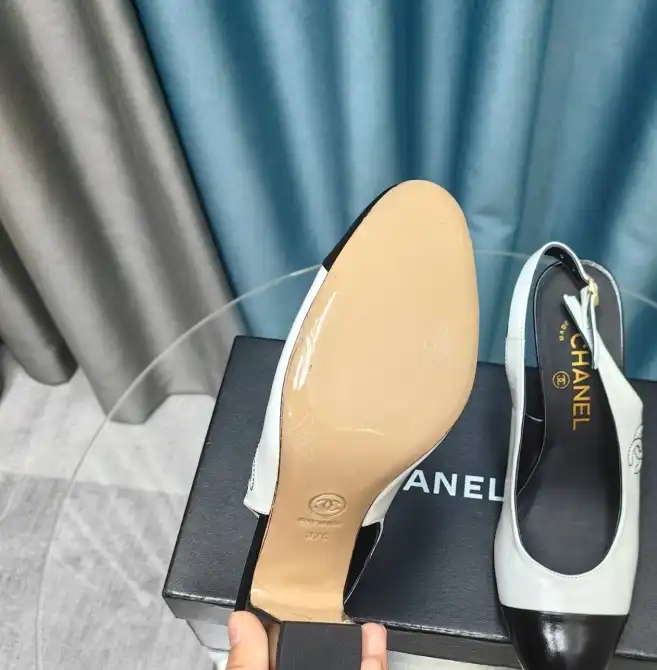 hype Chanel High Heels