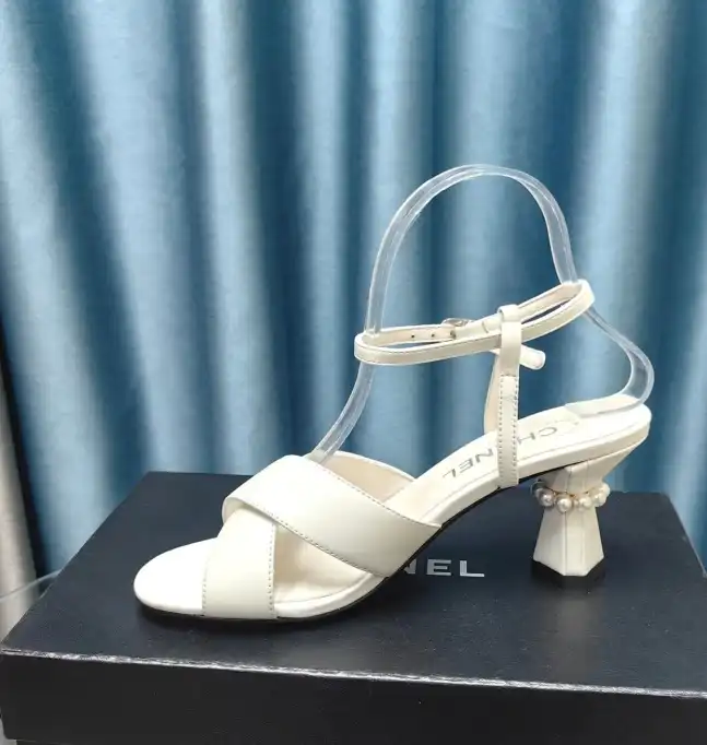 hype Chanel High Heels