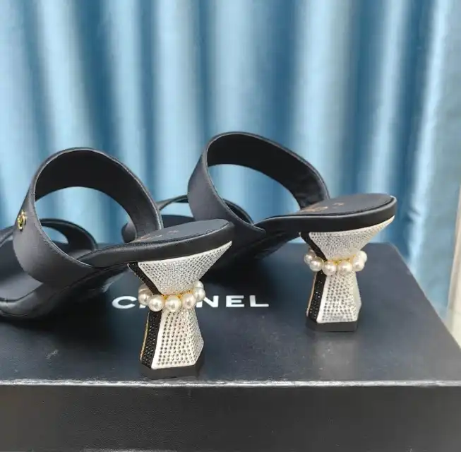 hype Chanel Slippers