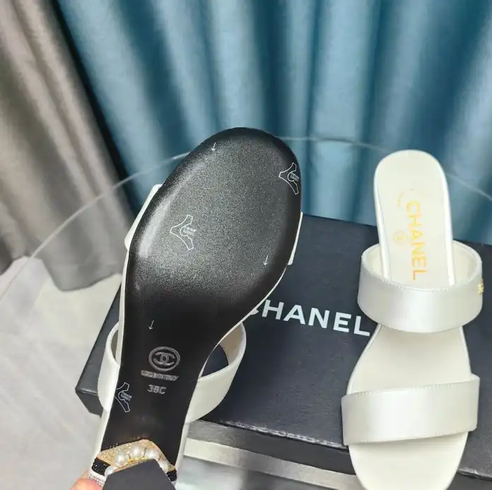 hype Chanel Slippers