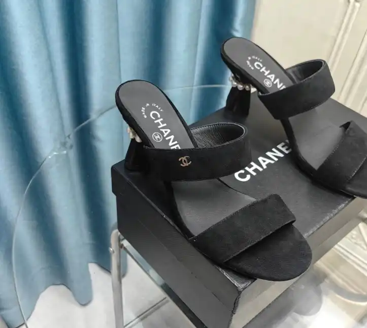 hype Chanel Slippers