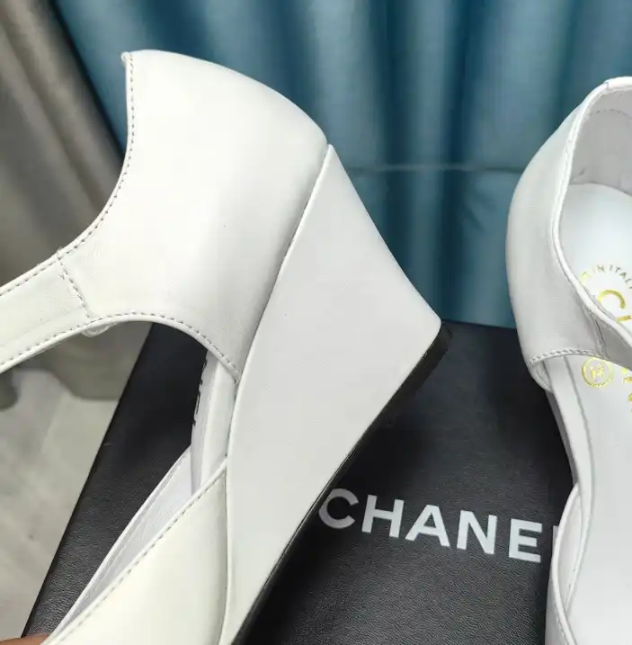 hype Chanel High Heels