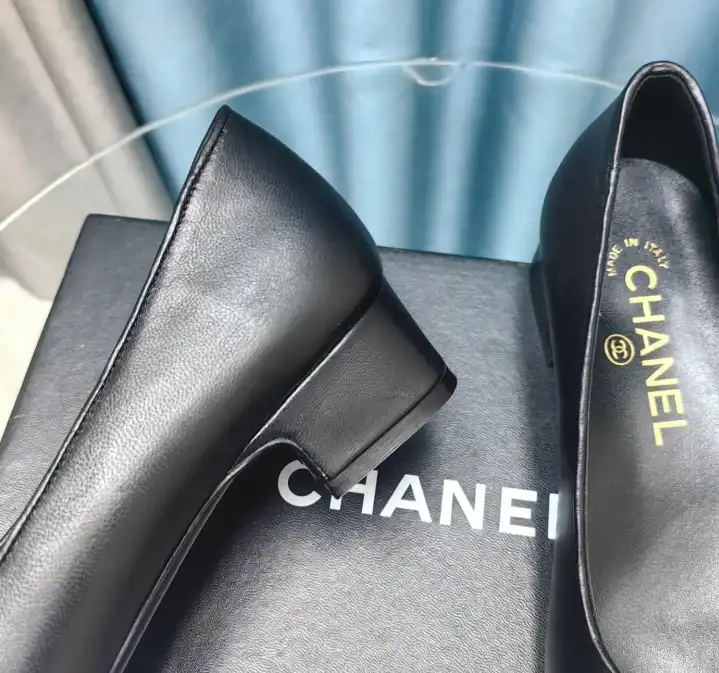 hype Chanel High Heels