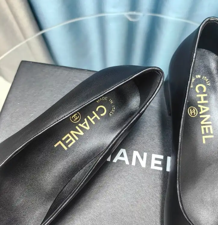 hype Chanel High Heels