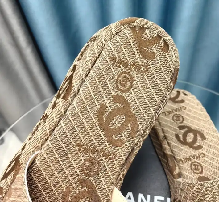 hype Chanel Slippers