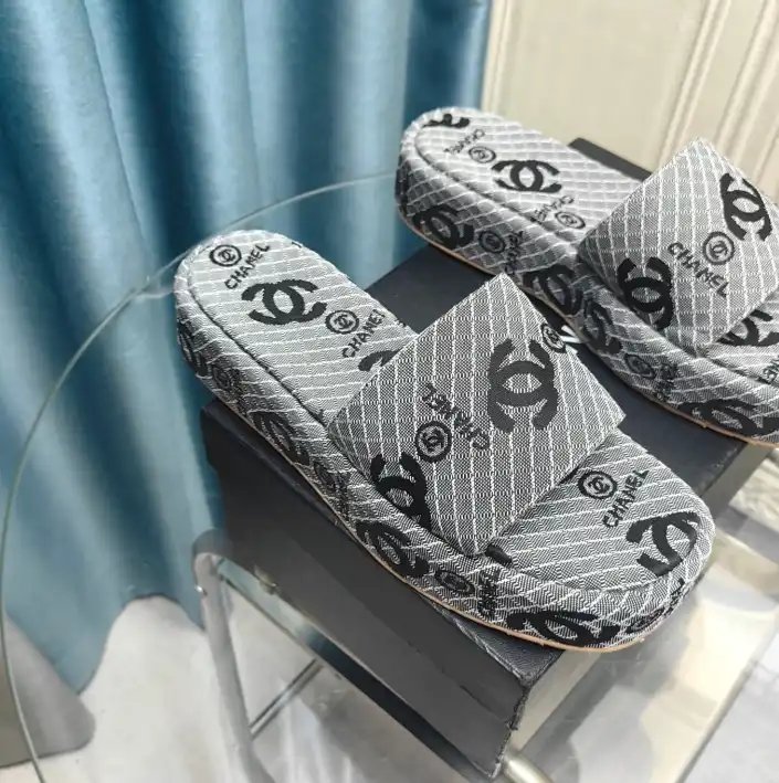 hype Chanel Slippers