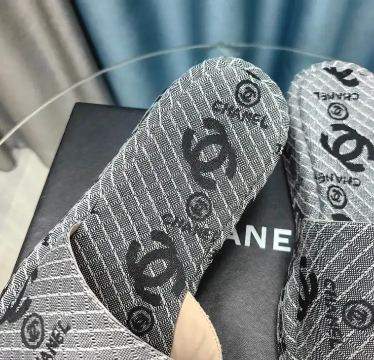 hype Chanel Slippers