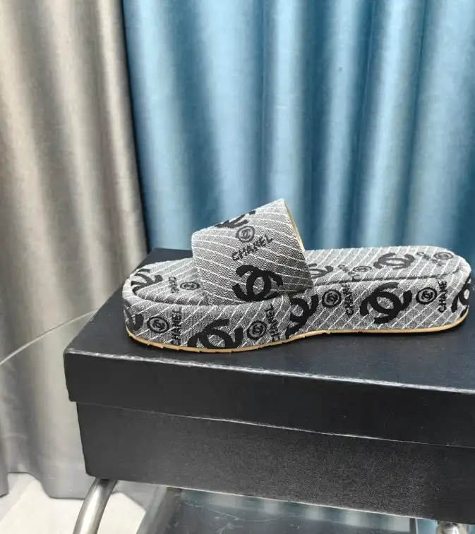 hype Chanel Slippers