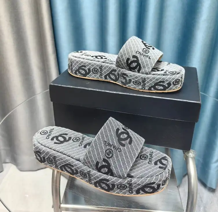 hype Chanel Slippers