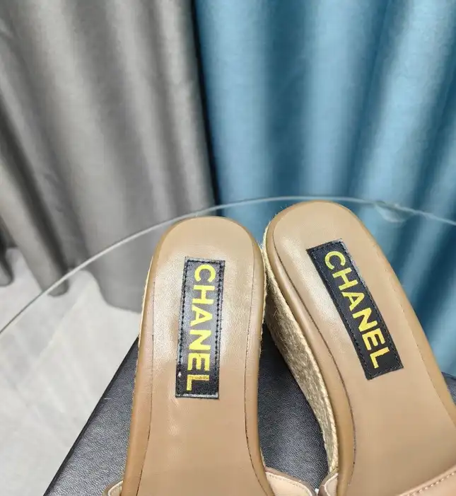 hype Chanel Slippers