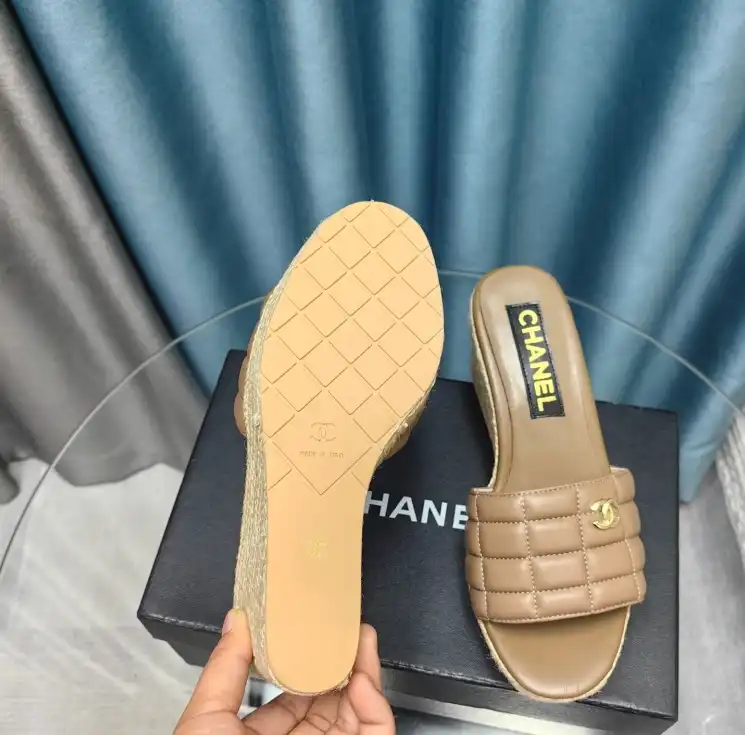 hype Chanel Slippers