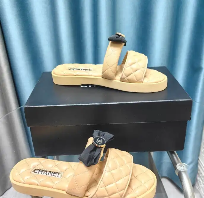 hype Chanel Slippers