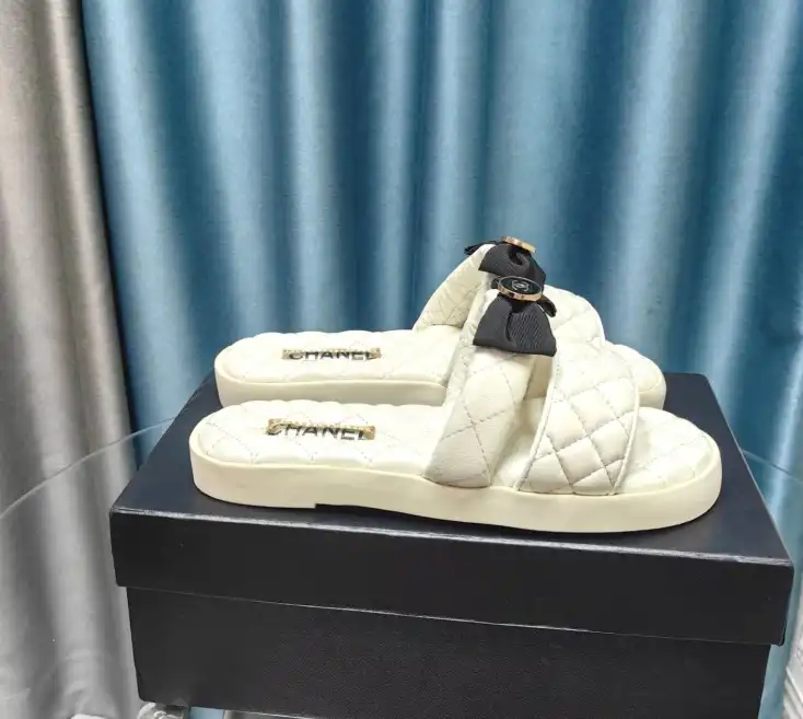 hype Chanel Slippers