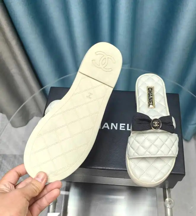 hype Chanel Slippers