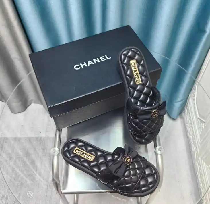 hype Chanel Slippers