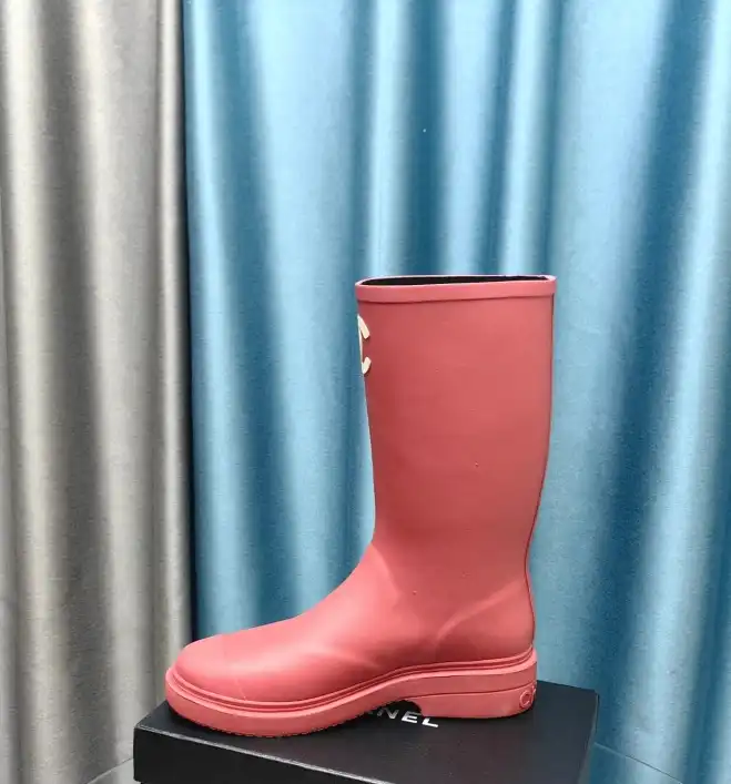 hype Chanel Boots