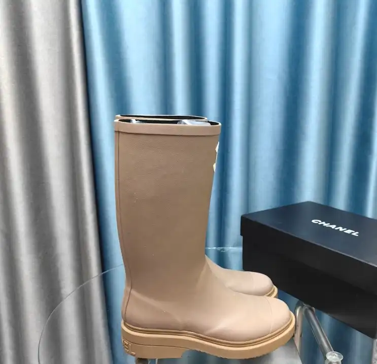 hype Chanel Boots