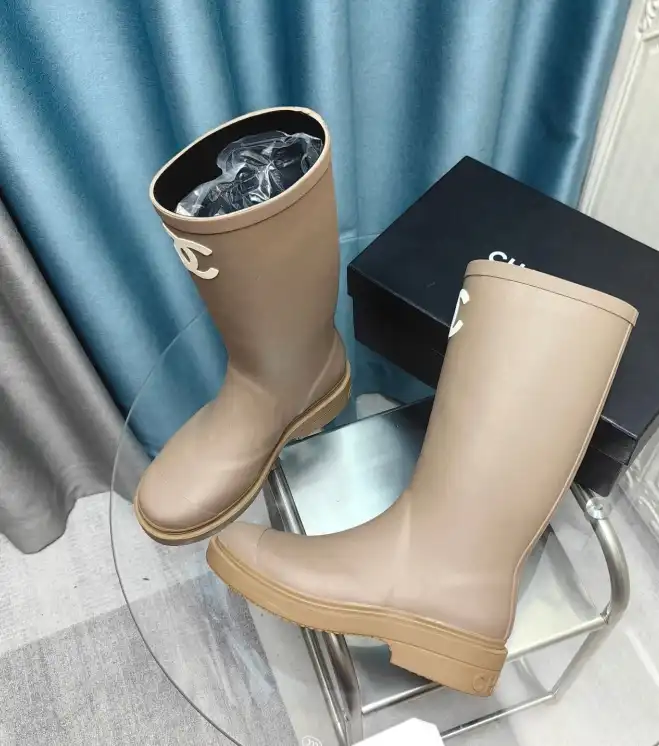 hype Chanel Boots