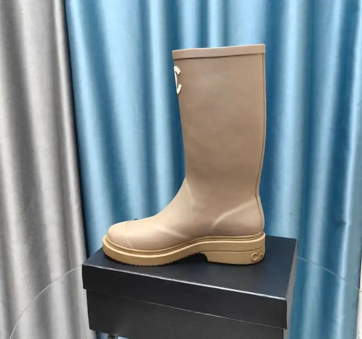 hype Chanel Boots