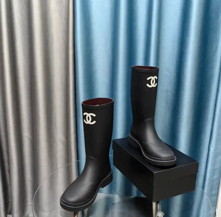 hype Chanel Boots