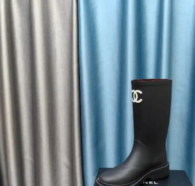 hype Chanel Boots