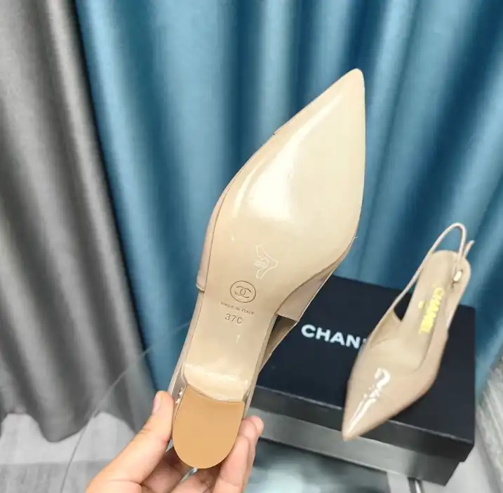 hype Chanel High Heels