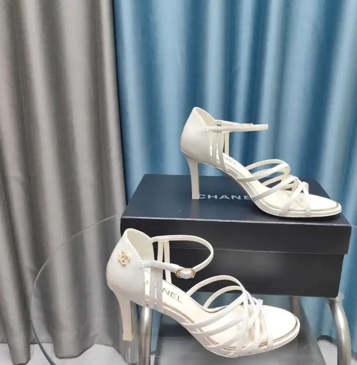 hype Chanel High Heels