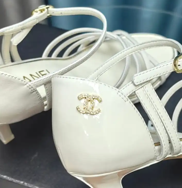 hype Chanel High Heels