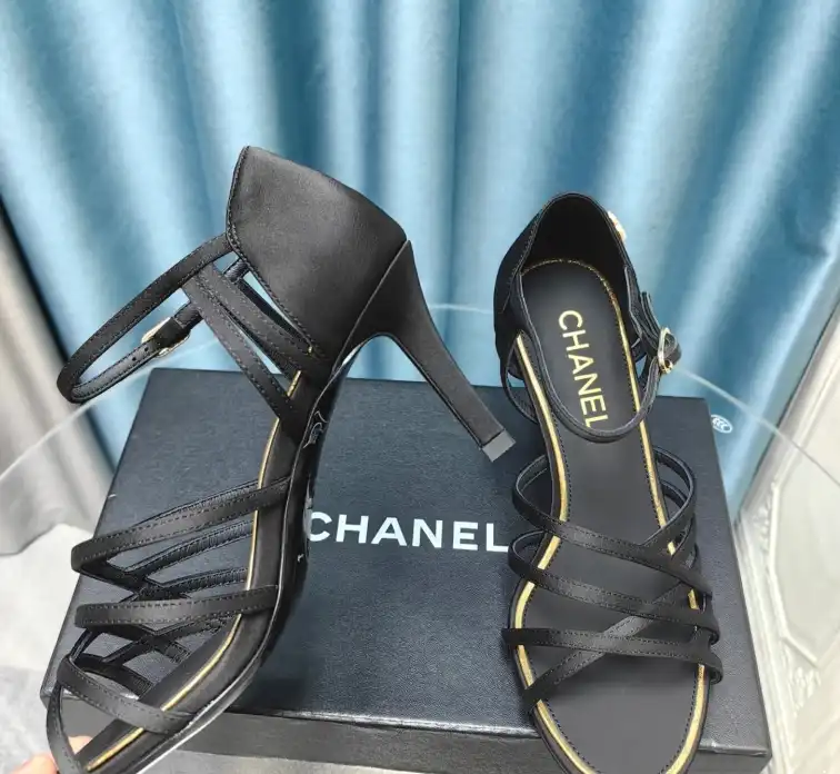 hype Chanel High Heels