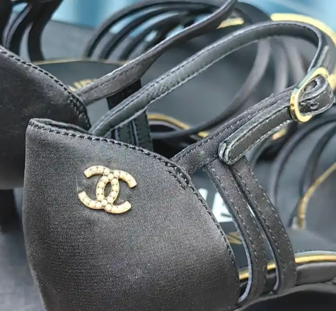 hype Chanel High Heels