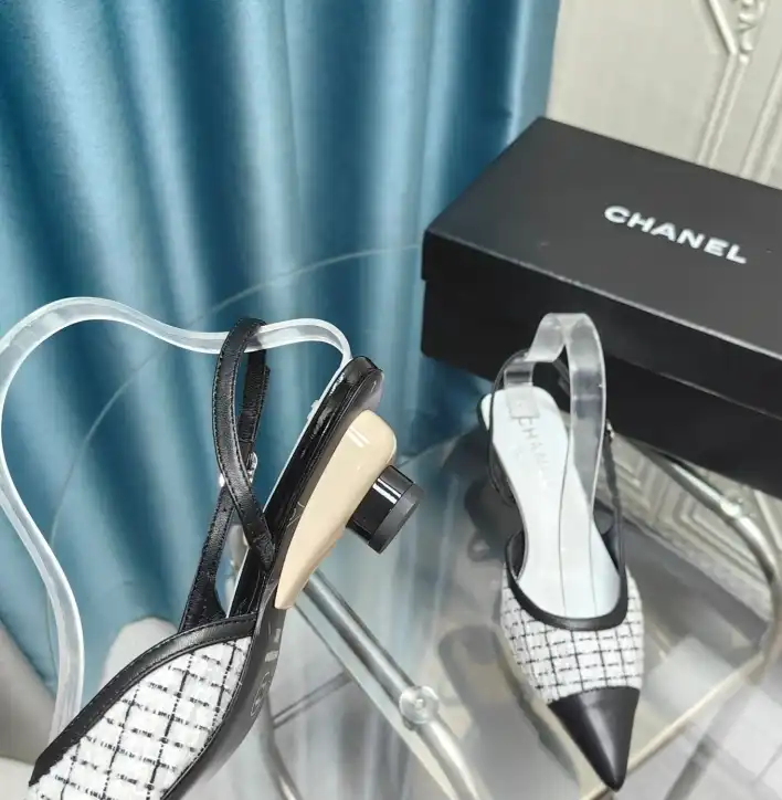 hype Chanel High Heels