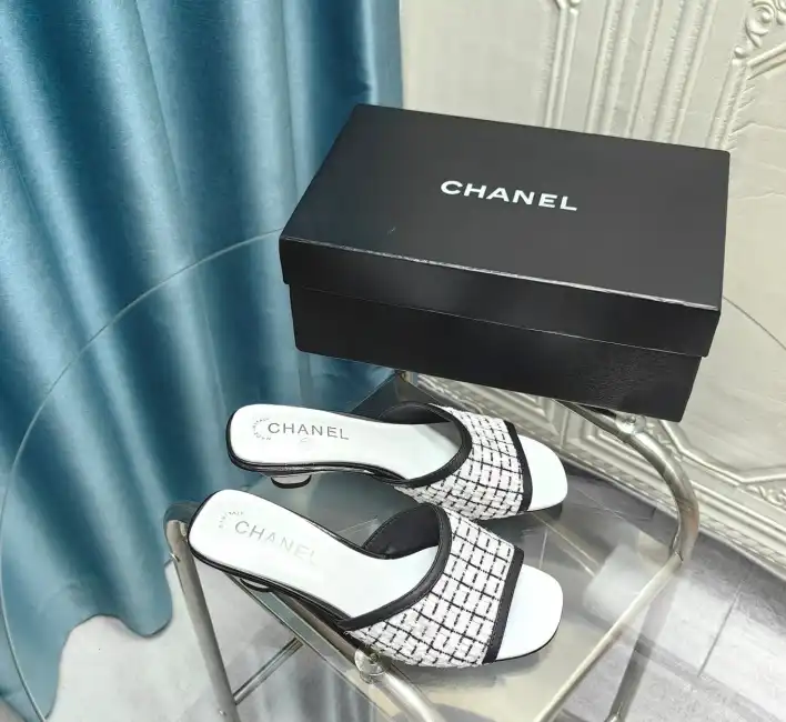 hype Chanel High Heels