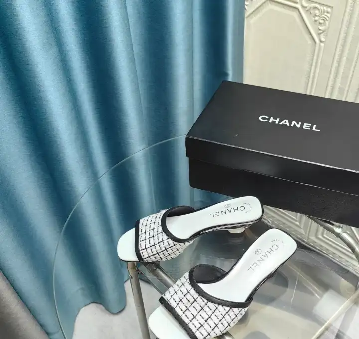 hype Chanel High Heels