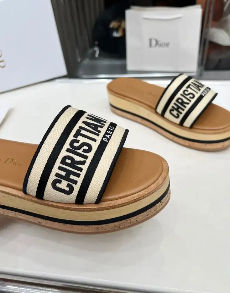 hype Christian Dior Slippers